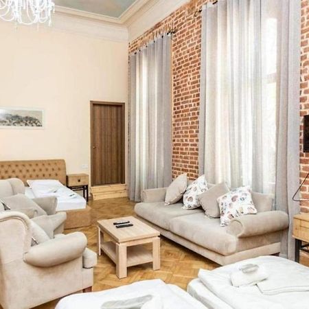 Crypto Hotel Тбилиси Экстерьер фото