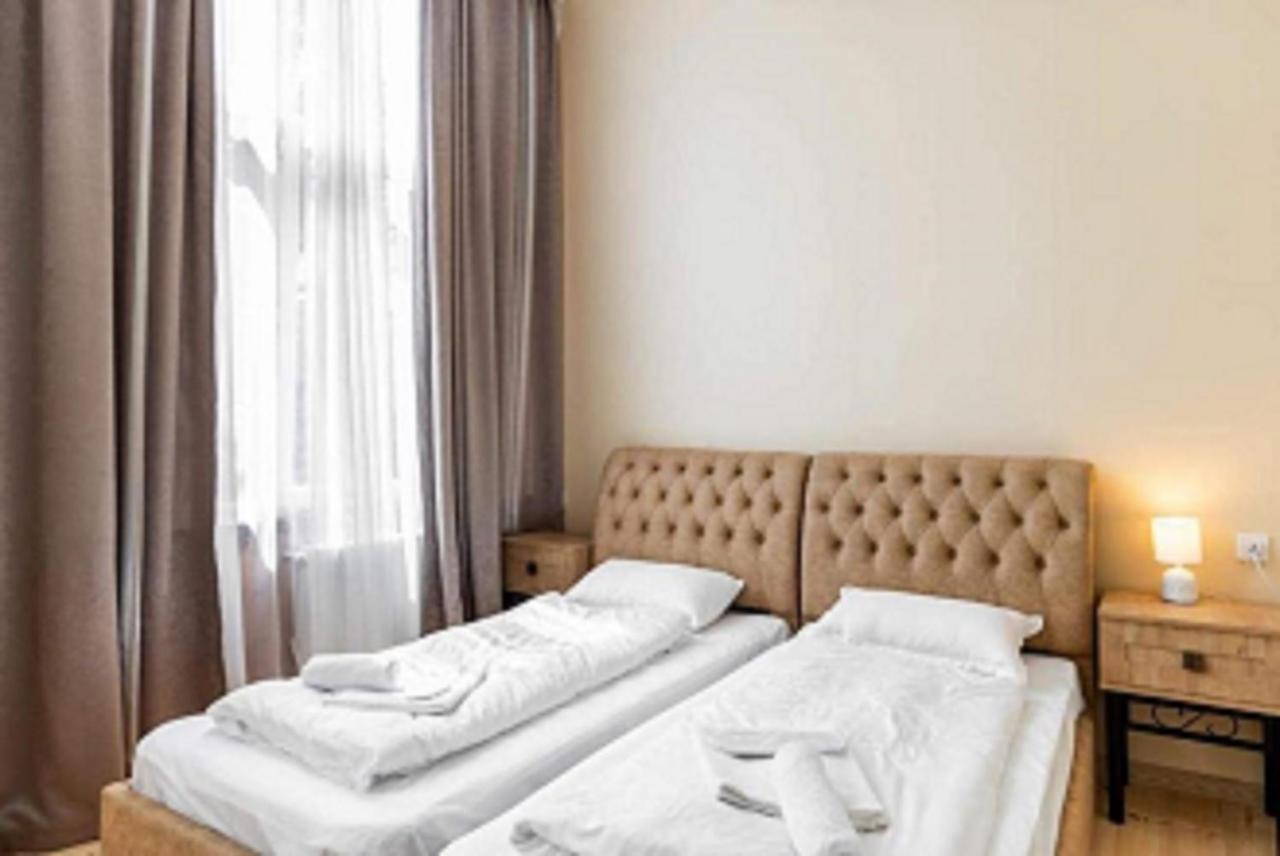 Crypto Hotel Тбилиси Экстерьер фото